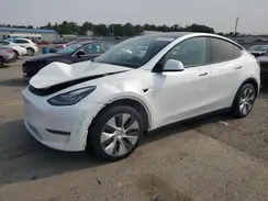 7SAYGDEE4NF355808 2022 TESLA MODEL Y