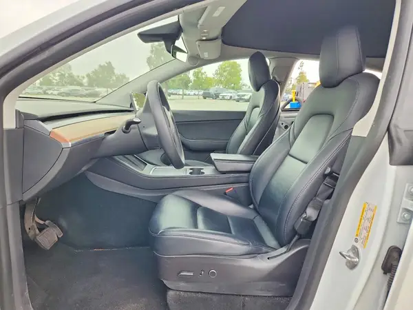 2022 TESLA MODEL Y auction photo 7