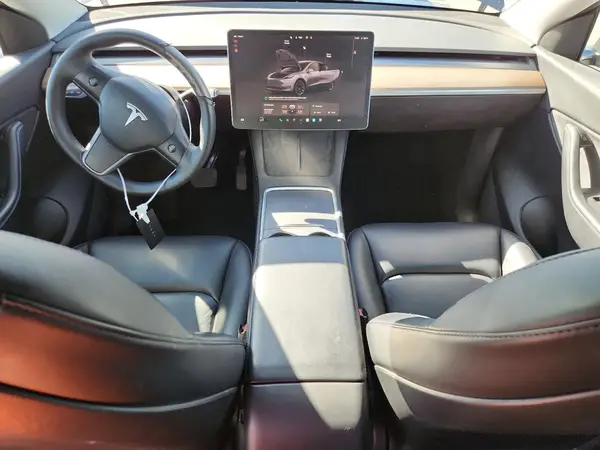 7SAYGDEE4NF374973 2022 TESLA MODEL Y - Image 8