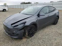 7SAYGDEE4NF387514 2022 TESLA MODEL Y