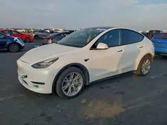 7SAYGDEE4NF403260 2022 TESLA MODEL Y