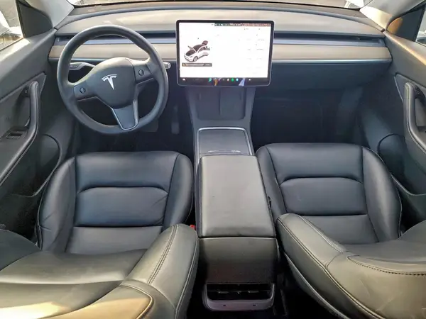 7SAYGDEE4NF403260 2022 TESLA MODEL Y - Image 8