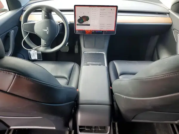 7SAYGDEE4NF416509 2022 TESLA MODEL Y - Image 8
