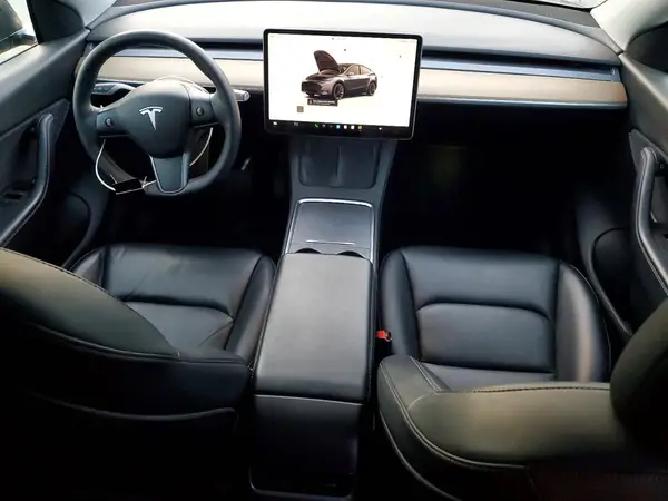 7SAYGDEE4NF419877 2022 TESLA MODEL Y - Image 8