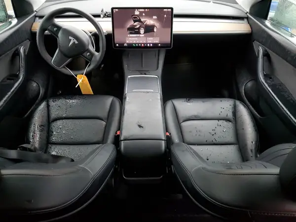 7SAYGDEE4NF424190 2022 TESLA MODEL Y - Image 8