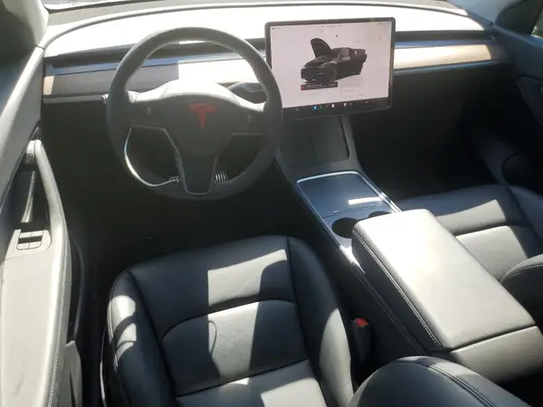 7SAYGDEE4NF424917 2022 TESLA MODEL Y - Image 8