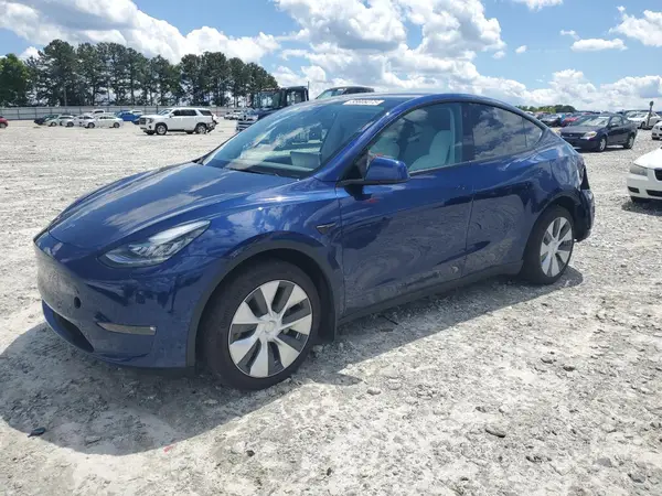 7SAYGDEE4NF426893 2022 TESLA MODEL Y - Image 1