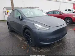 7SAYGDEE4NF430216 2022 TESLA MODEL Y