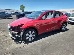 7SAYGDEE4NF430586 2022 TESLA MODEL Y