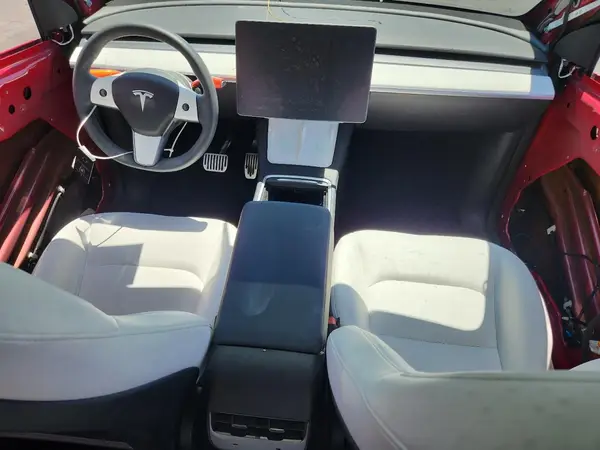 7SAYGDEE4NF430586 2022 TESLA MODEL Y - Image 8