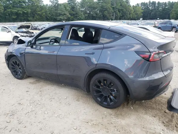 7SAYGDEE4NF434119 2022 TESLA MODEL Y - Image 2