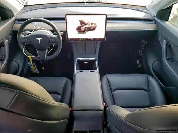 7SAYGDEE4NF440177 2022 TESLA MODEL Y - Image 8