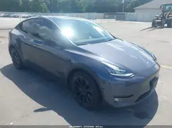 7SAYGDEE4NF446917 2022 TESLA MODEL Y