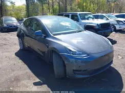 7SAYGDEE4NF447047 2022 TESLA MODEL Y