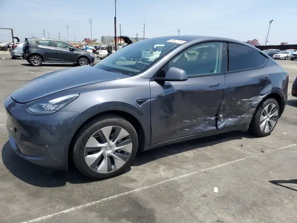 7SAYGDEE4NF456010 2022 TESLA MODEL Y - Image 1