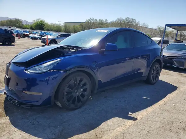 7SAYGDEE4NF458307 2022 TESLA MODEL Y - Image 1