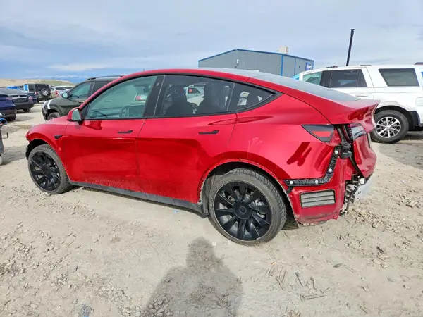 7SAYGDEE4NF458467 2022 TESLA MODEL Y - Image 2