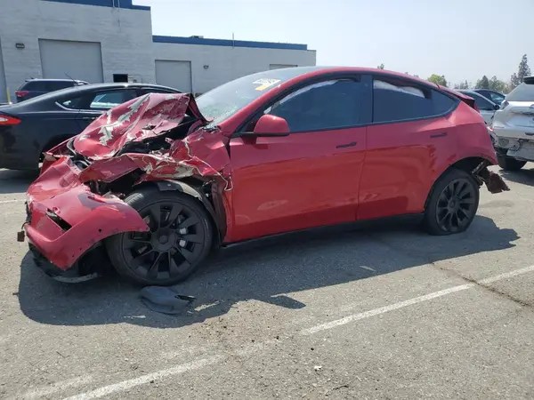 7SAYGDEE4NF462471 2022 TESLA MODEL Y - Image 1