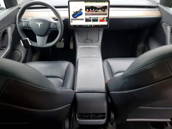 7SAYGDEE4NF463183 2022 TESLA MODEL Y - Image 8