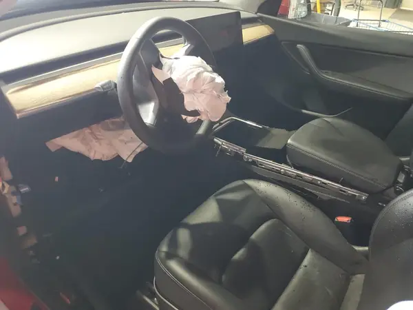 7SAYGDEE4NF480680 2022 TESLA MODEL Y - Image 8