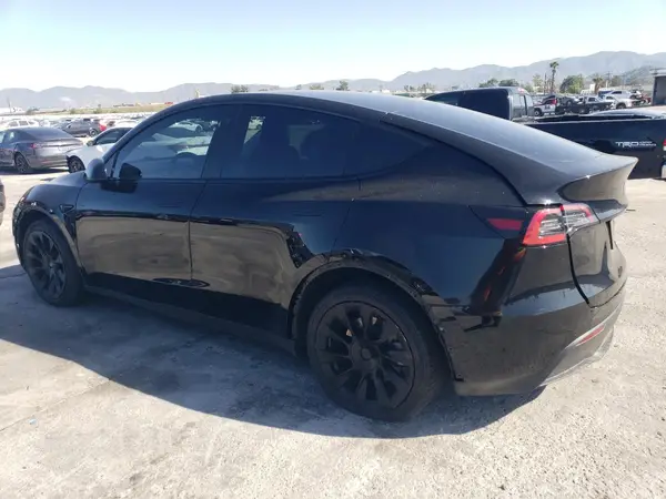 7SAYGDEE4NF481120 2022 TESLA MODEL Y - Image 2