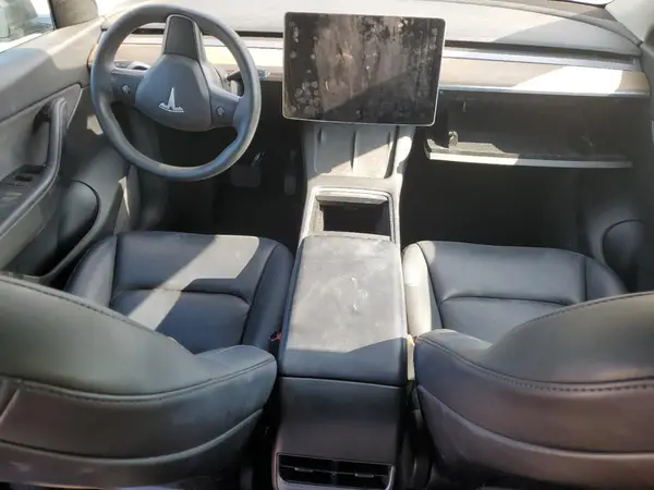 7SAYGDEE4NF481912 2022 TESLA MODEL Y - Image 8