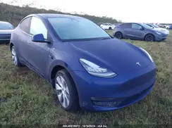 7SAYGDEE4NF494711 2022 TESLA MODEL Y