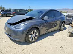 7SAYGDEE4NF509501 2022 TESLA MODEL Y