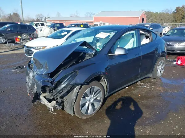 7SAYGDEE4NF512222 2022 TESLA MODEL Y - Image 2
