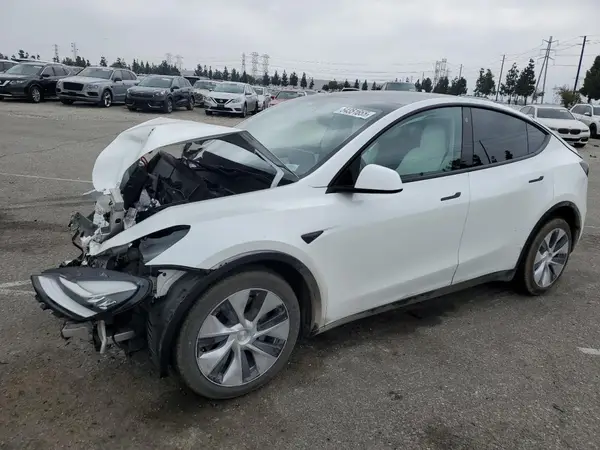7SAYGDEE4NF513757 2022 TESLA MODEL Y - Image 1