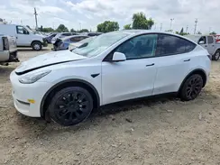 7SAYGDEE4NF520028 2022 TESLA MODEL Y