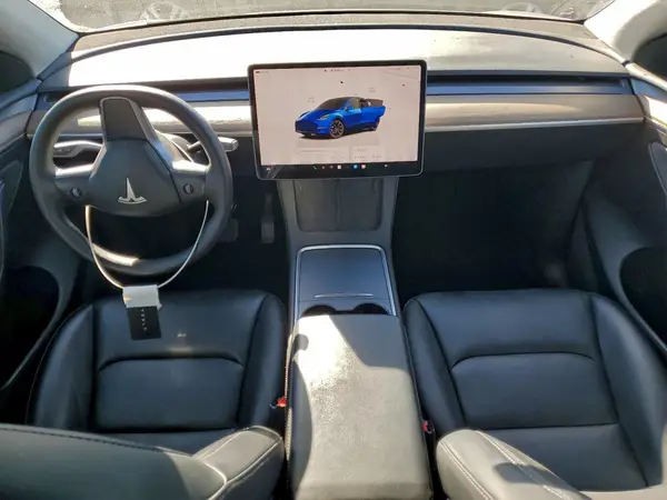 7SAYGDEE4NF556169 2022 TESLA MODEL Y - Image 8
