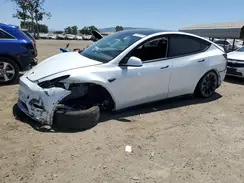 7SAYGDEE4NF557614 2022 TESLA MODEL Y