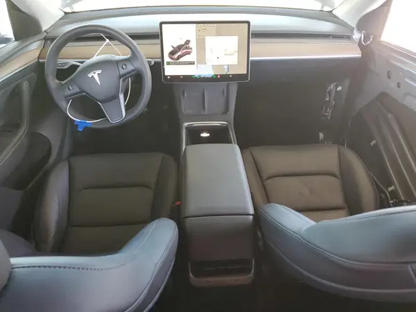 7SAYGDEE4NF558374 2022 TESLA MODEL Y - Image 8