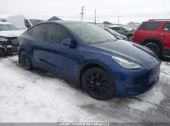 7SAYGDEE4NF572405 2022 TESLA MODEL Y