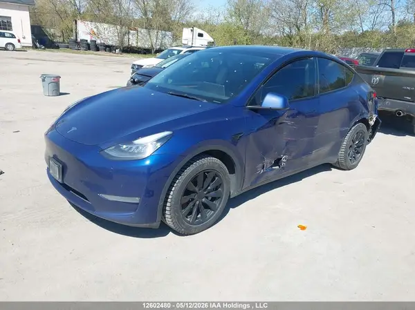 7SAYGDEE4NF574784 2022 TESLA MODEL Y - Image 2