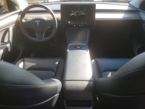 7SAYGDEE4PA025344 2023 TESLA MODEL Y - Image 8