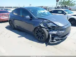 7SAYGDEE4PA025358 2023 TESLA MODEL Y