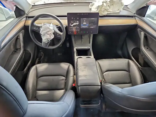 7SAYGDEE4PA029992 2023 TESLA MODEL Y - Image 8