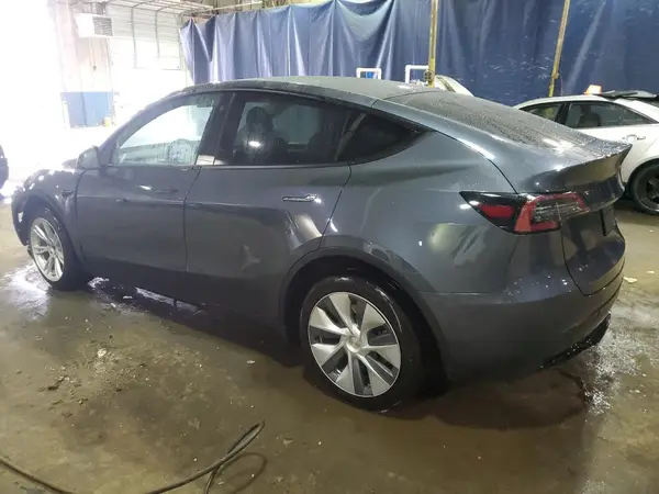 7SAYGDEE4PA041253 2023 TESLA MODEL Y - Image 2