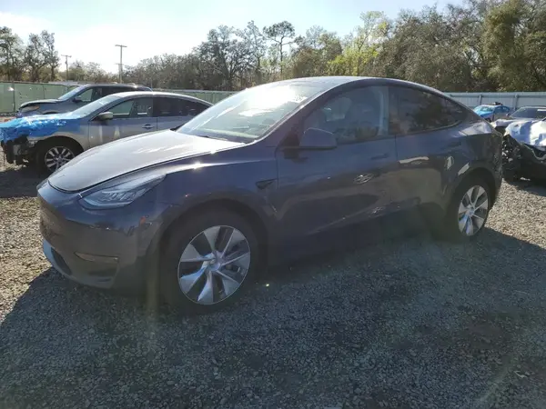 7SAYGDEE4PA041639 2023 TESLA MODEL Y - Image 1