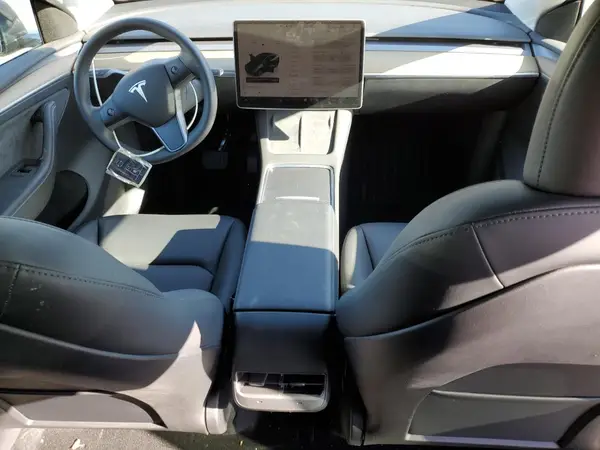 7SAYGDEE4PA041639 2023 TESLA MODEL Y - Image 8