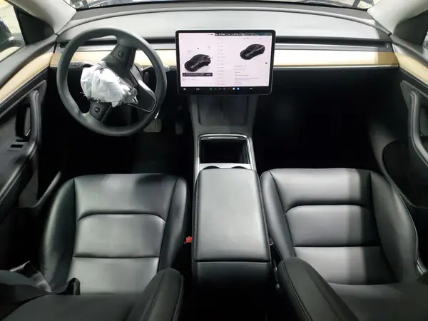 7SAYGDEE4PA042256 2023 TESLA MODEL Y - Image 8