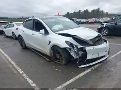 7SAYGDEE4PA043391 2023 TESLA MODEL Y