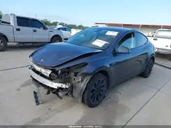 7SAYGDEE4PA043441 2023 TESLA MODEL Y