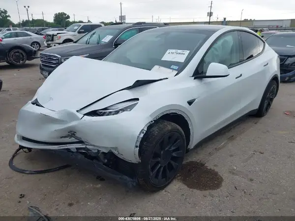 7SAYGDEE4PA044024 2023 TESLA MODEL Y - Image 2