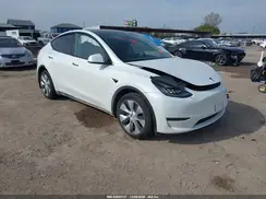 7SAYGDEE4PA045903 2023 TESLA MODEL Y