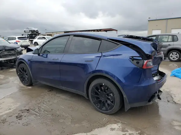 7SAYGDEE4PA050583 2023 TESLA MODEL Y - Image 2