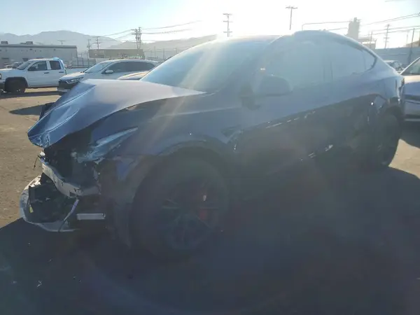 7SAYGDEE4PA061874 2023 TESLA MODEL Y - Image 1