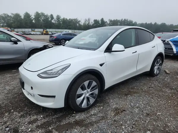 7SAYGDEE4PA062880 2023 TESLA MODEL Y - Image 1